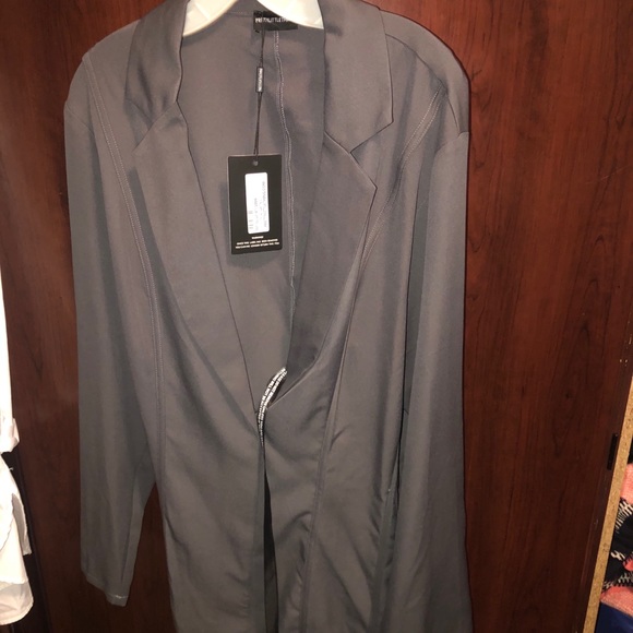 Prettylittlething Grey Blazer Dress - Picture 10 of 10